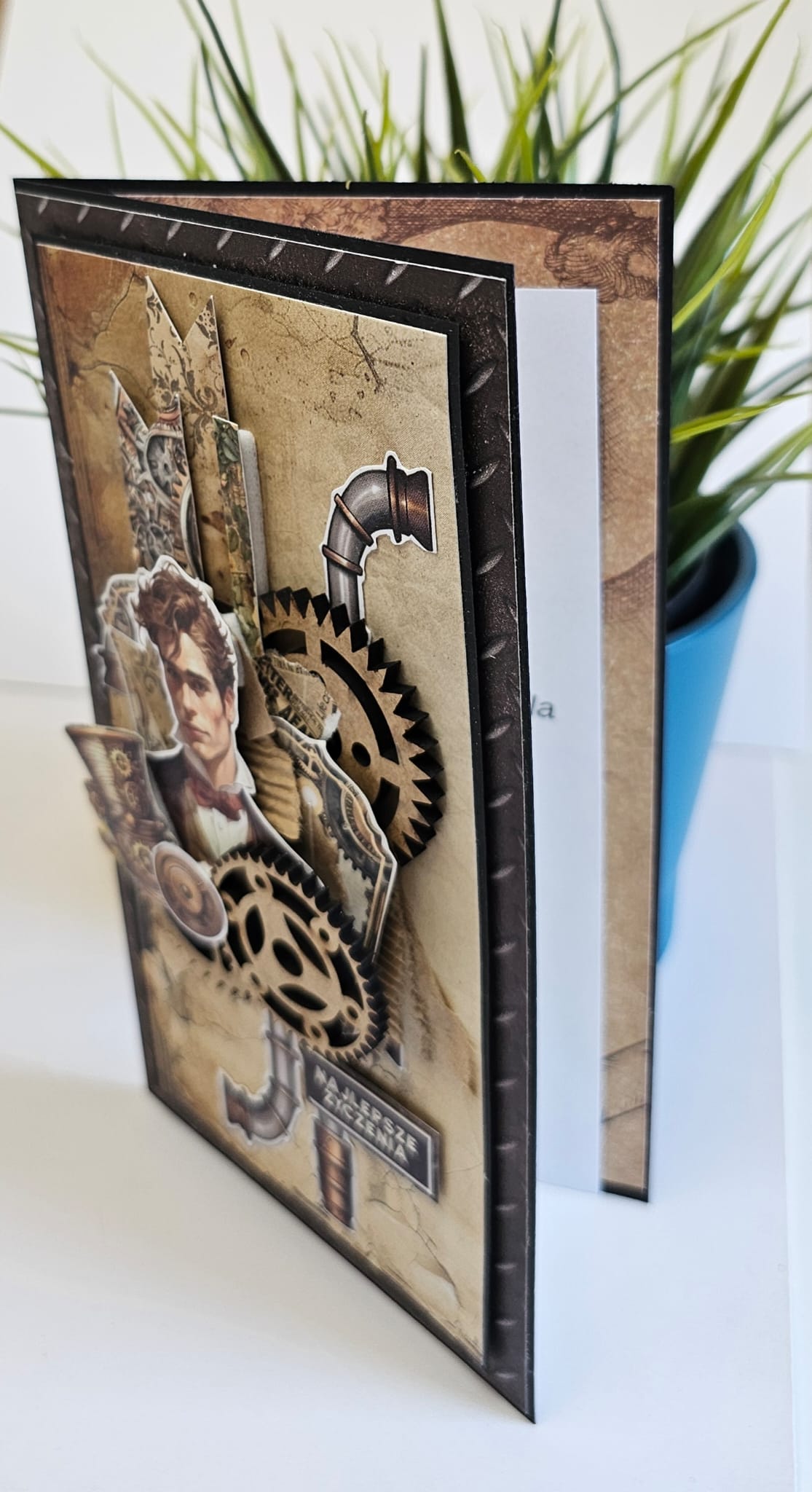 Ręcznie Wykonana Kartka Steampunkowa z postacią mężczyzny w stylu retro - obrazek 5