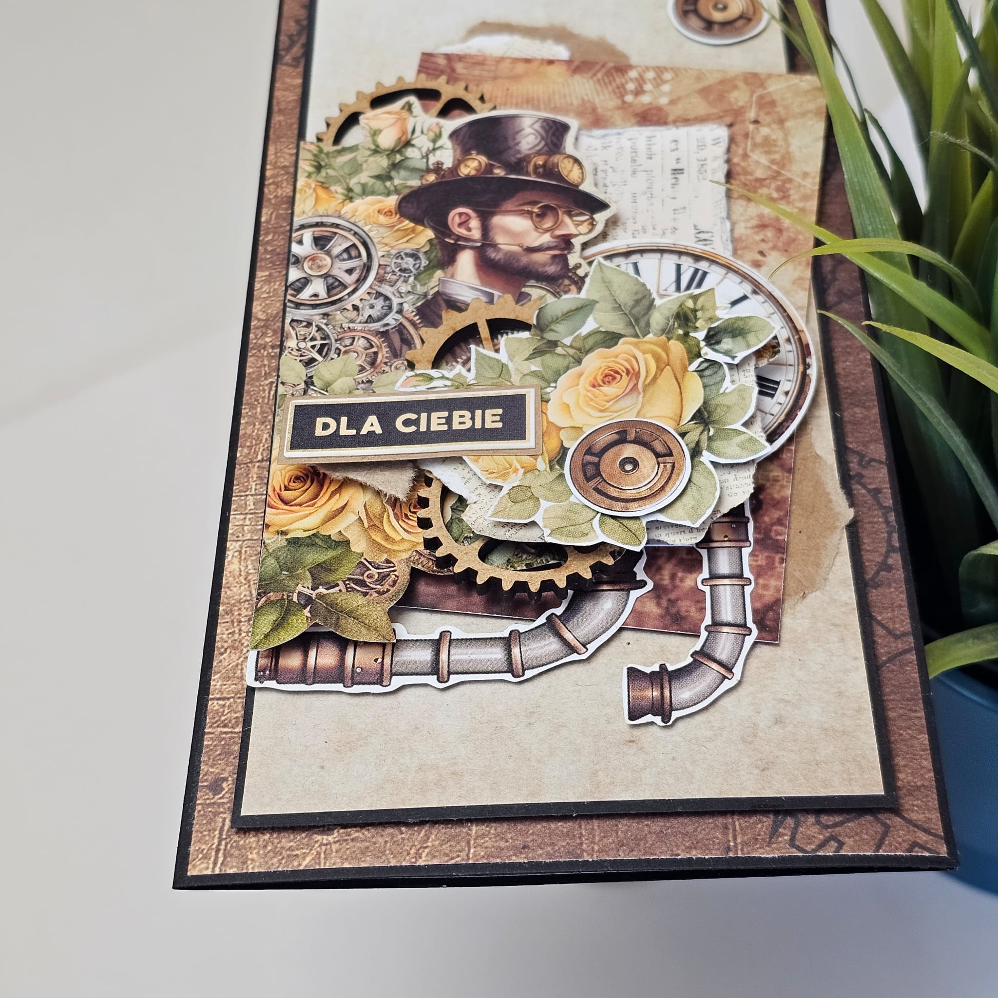 Elegancka Kartka Steampunkowa z postacią w cylindrze - obrazek 5