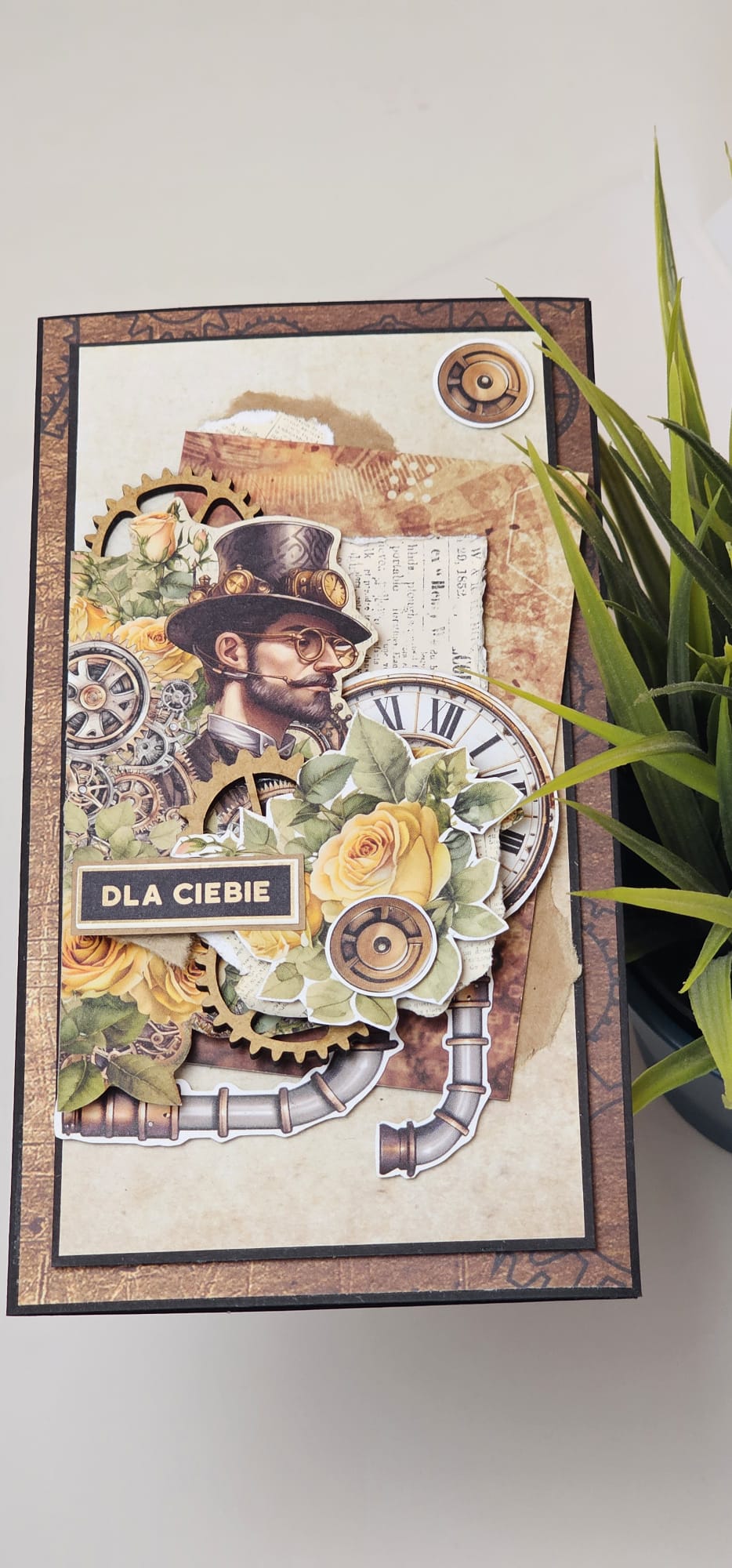 Elegancka Kartka Steampunkowa z postacią w cylindrze - obrazek 3